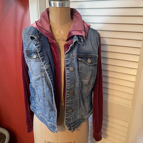 WALLFLOWER DENIM | jean jacket hoodie Y2K youth large - Picture 1 of 8